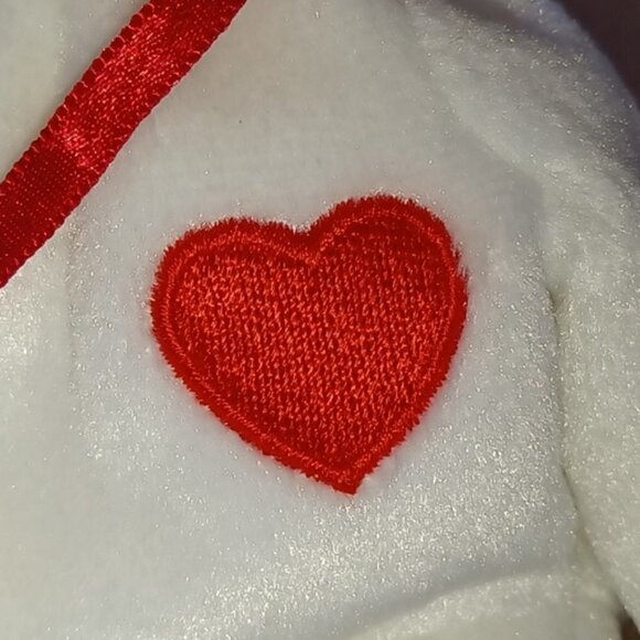 Beanie Baby Valentino white teddy bear with red heart LIKE NEW - Picture 4 of 12